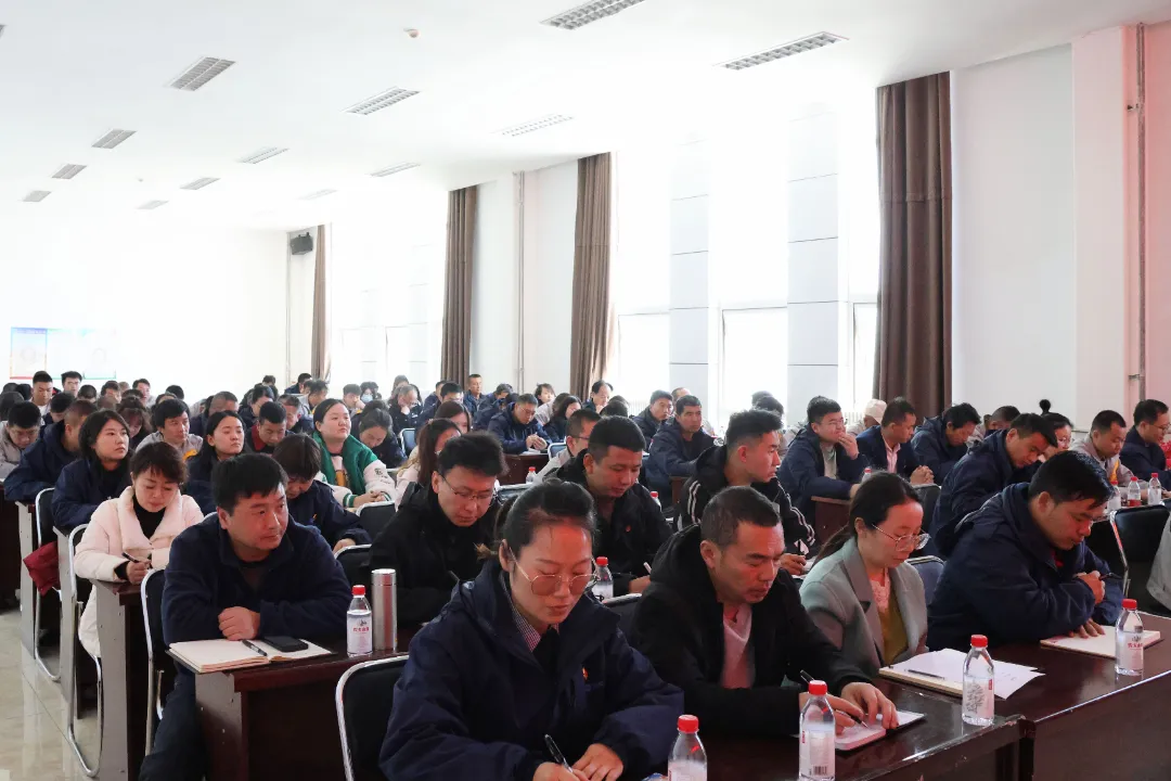 藏格钾肥党委召开2025年党建工作部署会