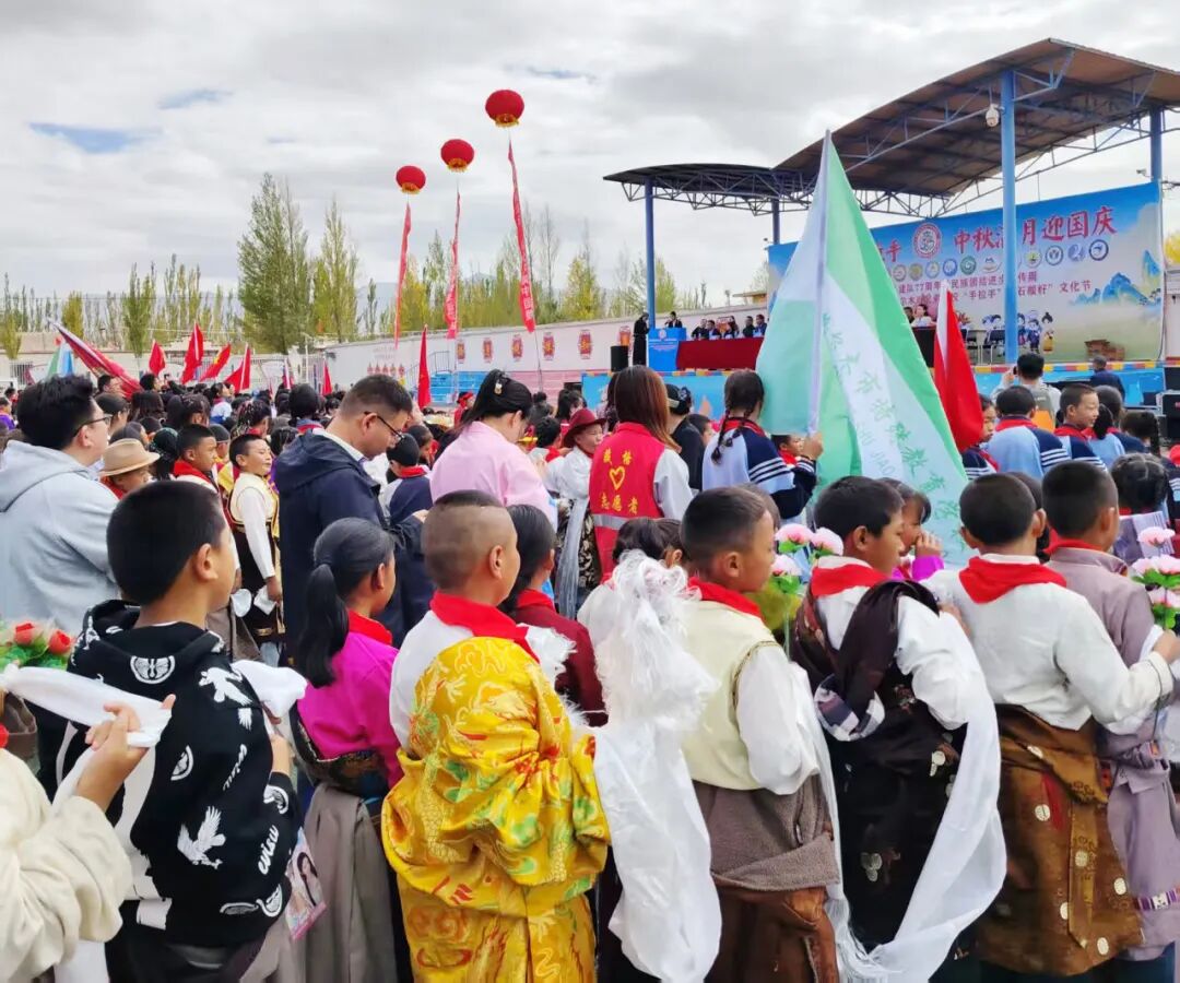 Zangge Mining Carries Out a Series of Activities for Ethnic Unity and Progress Awareness Month